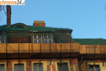 Radomsko Elewacja i stary tynk - Zabezpieczenie przed odpadającym tynkiem z ścian na ulicę Sklep Radomsko